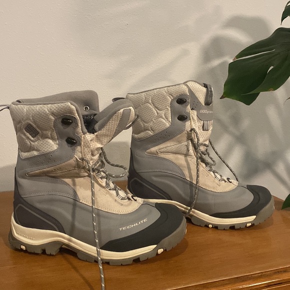 Columbia Techlite Winter boots - Picture 2 of 5